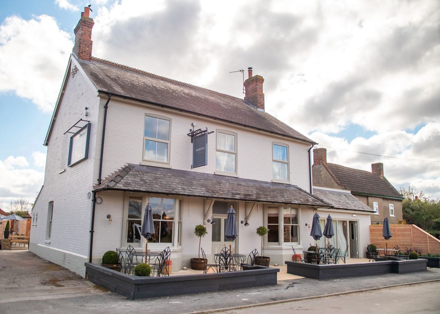 Family Pubs with Outdoor Dining in Lincoln and Lincolnshire