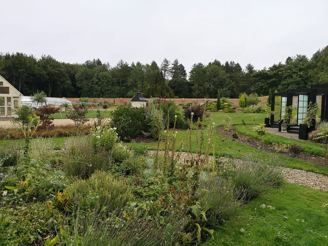 Walled Garden Baumber - image 2