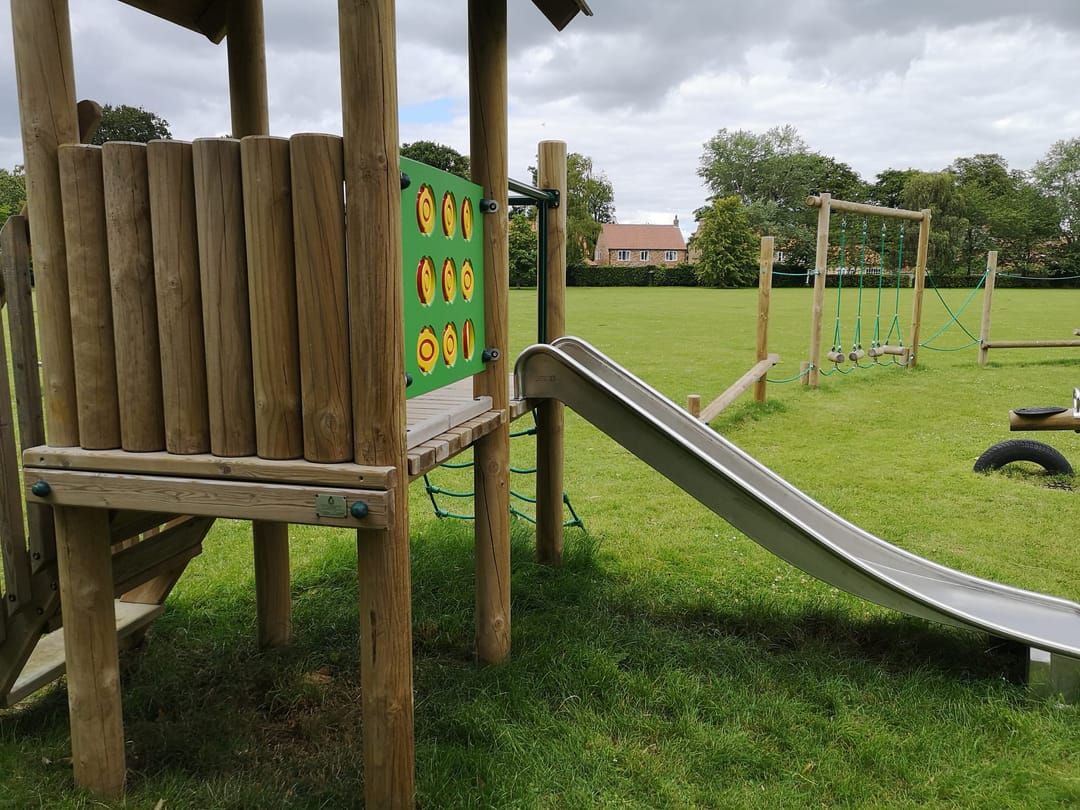 Harmston Playground - image 2