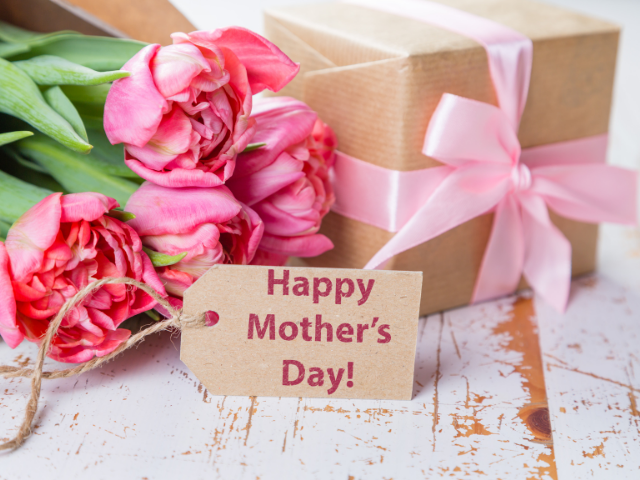 Buy Mother's Day Gifts in Lincoln