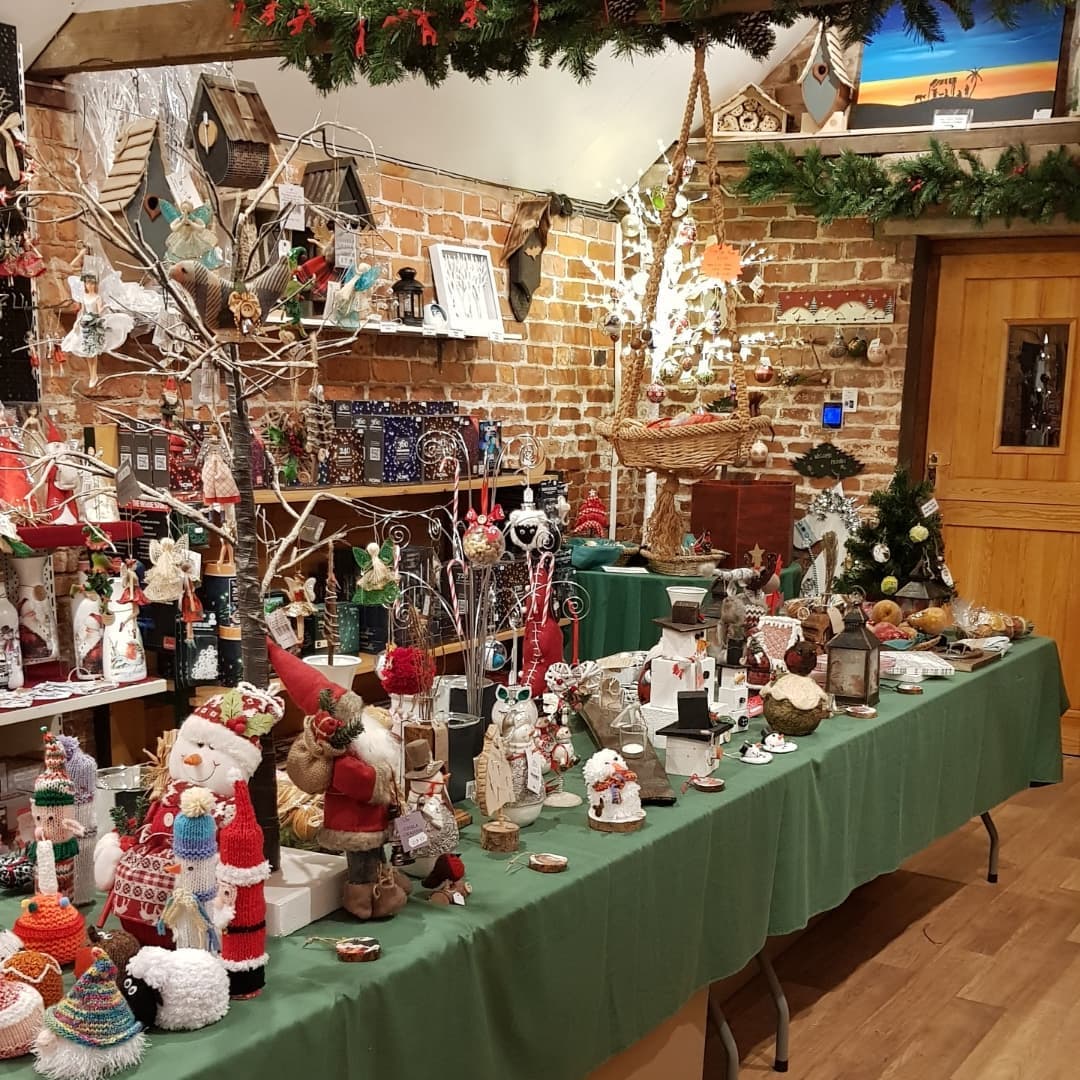 Hall Farm Christmas Shop & Christmas Trees - image 1